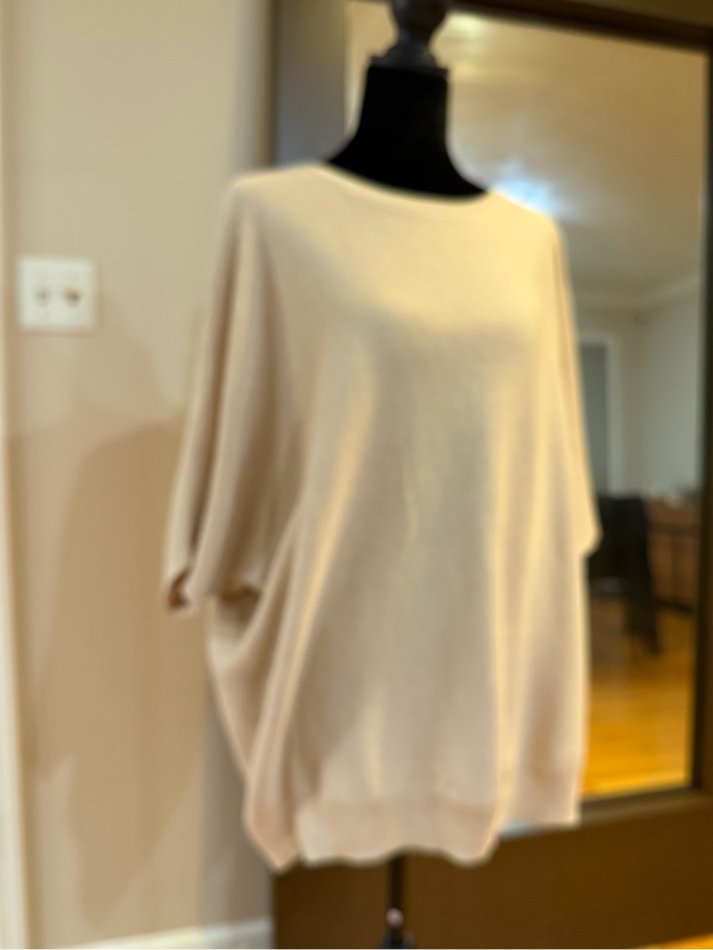 Quince Lightweight Cotton Cashmere
Link-Stitch Dolman Sweater (NWOT)